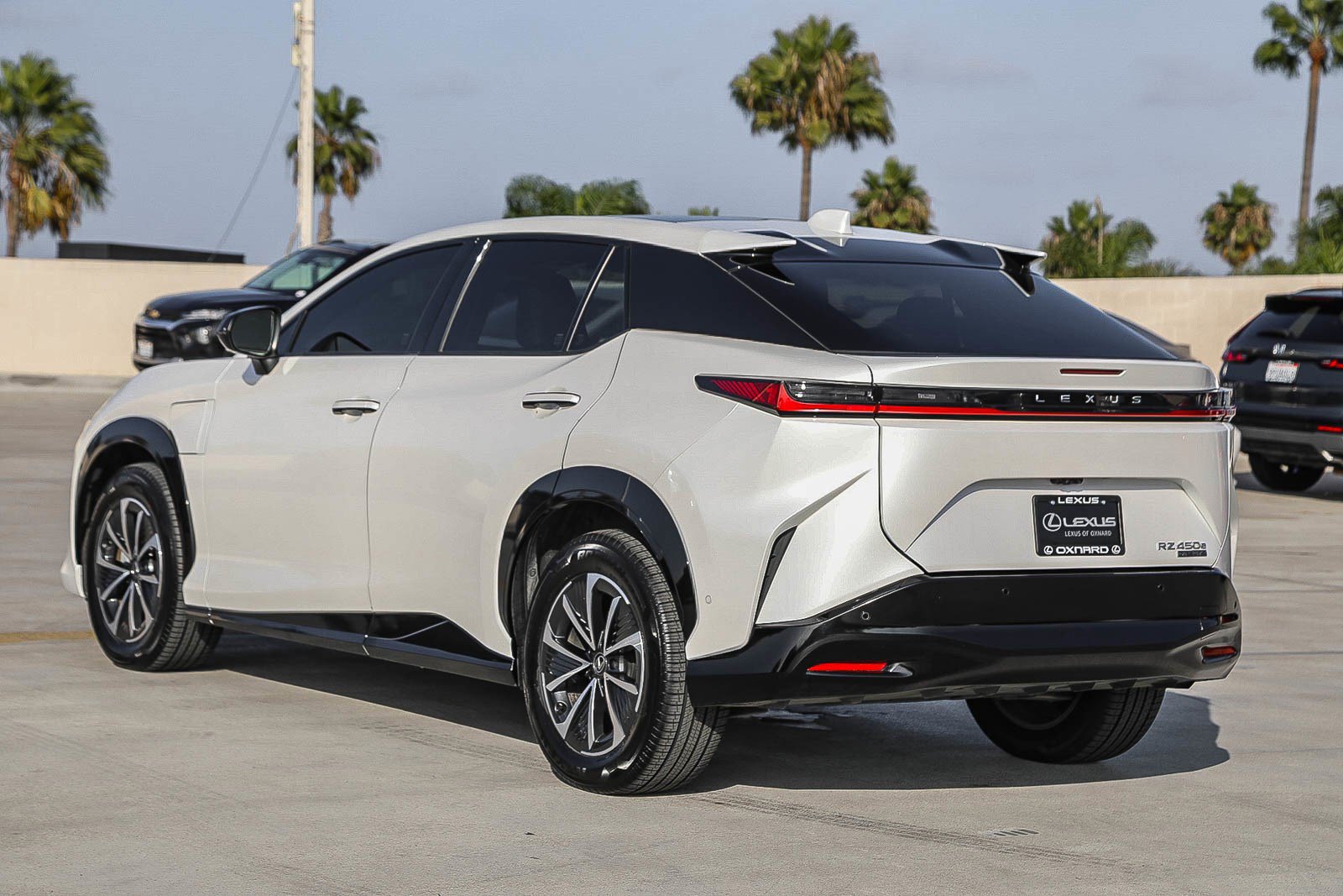 Used 2023 Lexus RZ 450e Premium w/ Technology Package AWD/4WD image 5