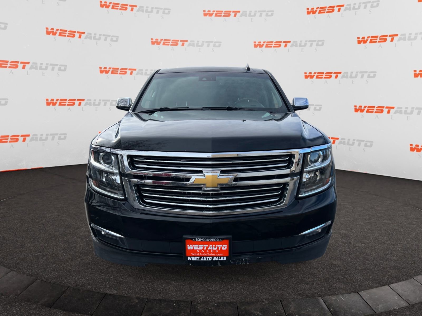 Used 2019 Chevrolet Suburban Premier image 8