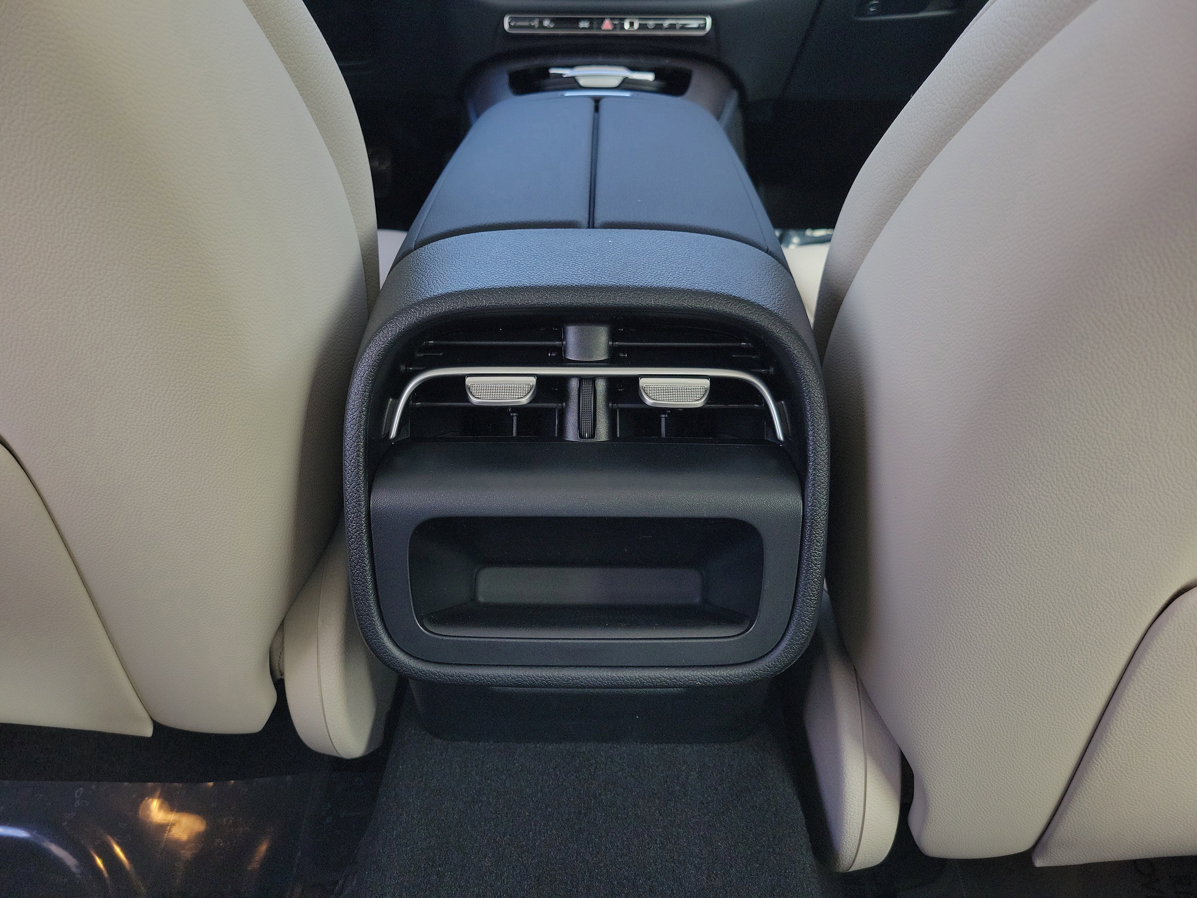 New 2026 Mercedes-Benz E 350 Sedan image 14