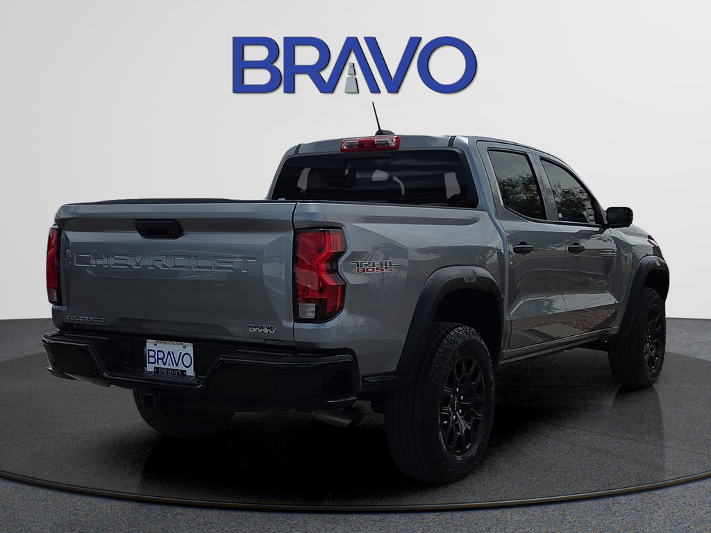 Used 2024 Chevrolet Colorado Trail Boss w/ Technology Package AWD/4WD image 4