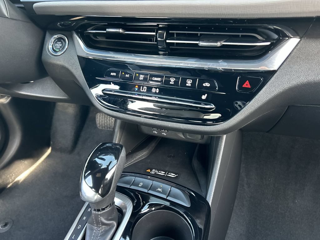 Used 2025 Buick Envista Preferred FWD image 21