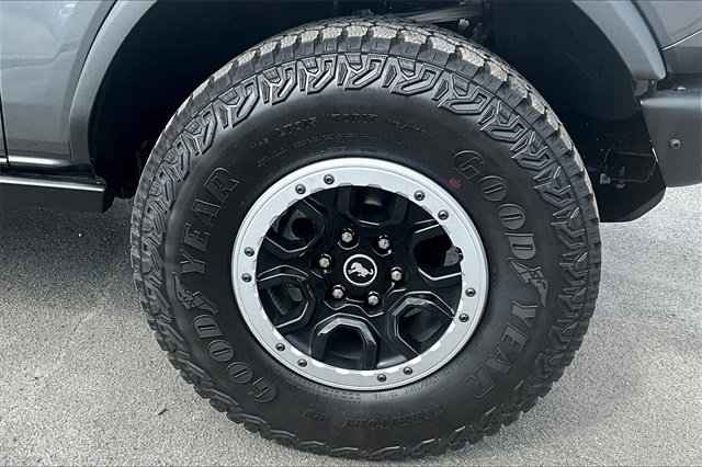 New 2025 Ford Bronco Badlands image 12