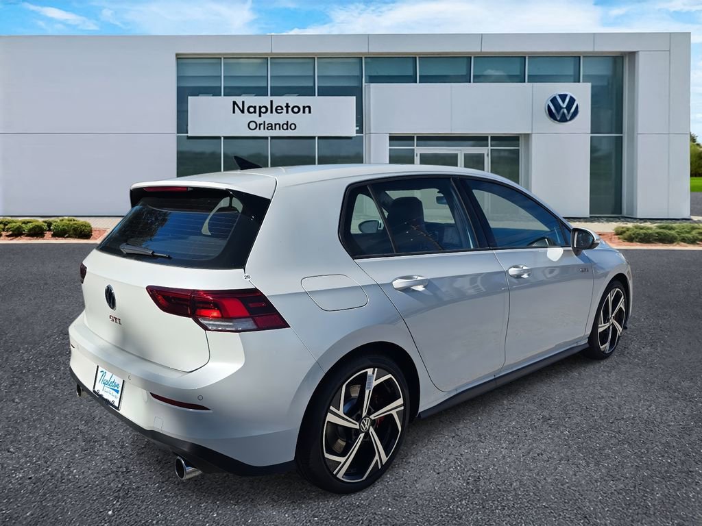 New 2026 Volkswagen GTI SE FWD image 4