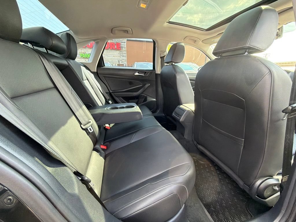 Used 2020 Volkswagen Jetta SEL FWD image 24