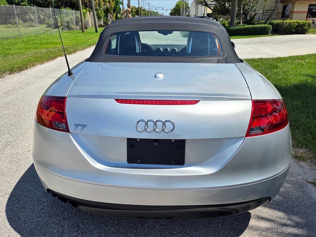 Used 2008 Audi TT 2.0T FWD image 16