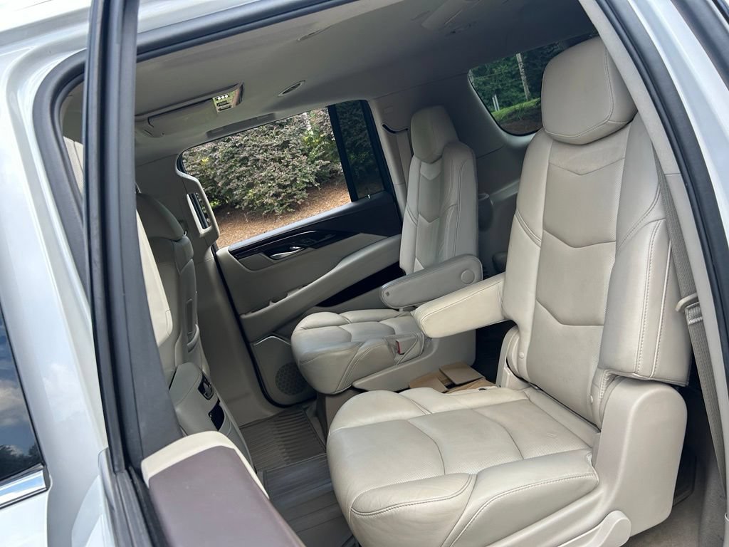 Used 2016 Cadillac Escalade ESV Premium AWD/4WD image 40