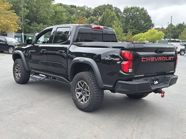 Used 2024 Chevrolet Colorado ZR2 w/ ZR2 Convenience Package III AWD/4WD image 11