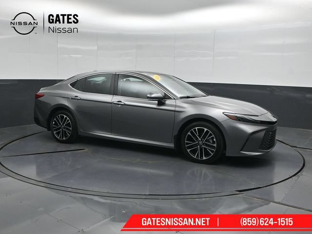 Used 2025 Toyota Camry XLE