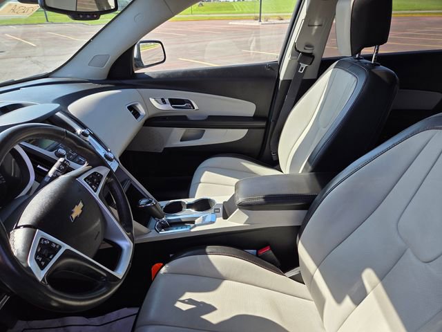 Used 2016 Chevrolet Equinox LTZ w/ Enhanced Convenience Package AWD/4WD image 9