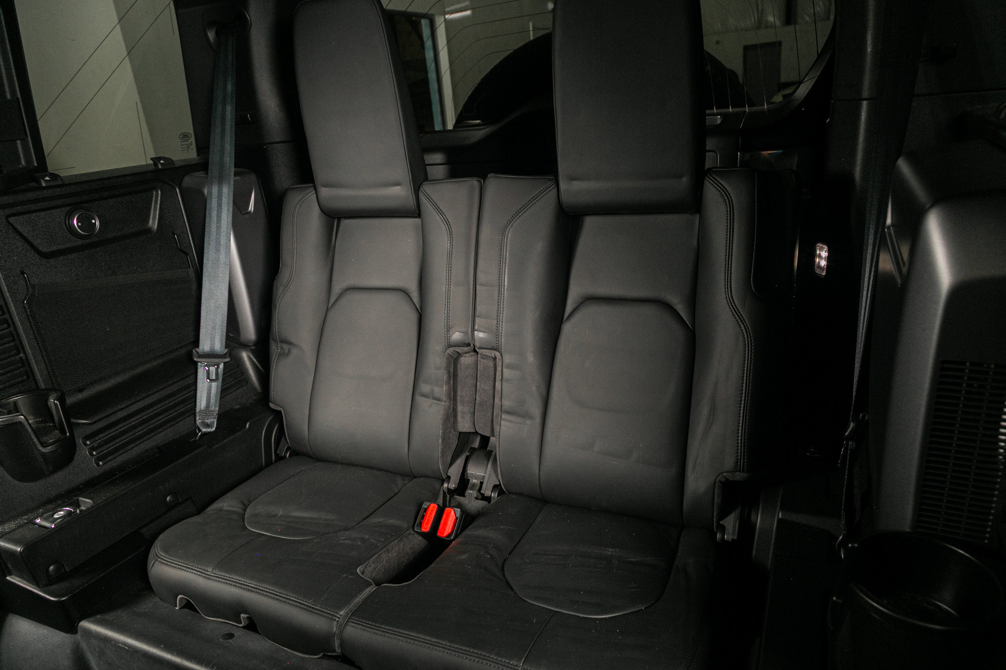 Used 2020 Land Rover Defender 110 X image 25