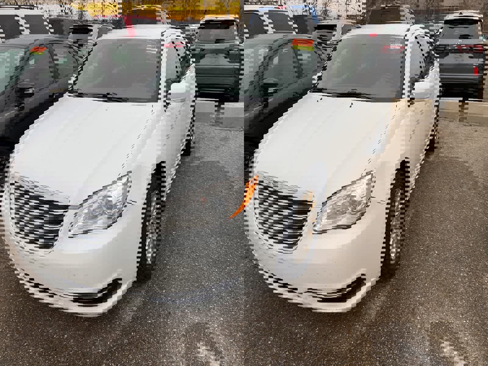 Used 2013 Chrysler 200 Touring image 5