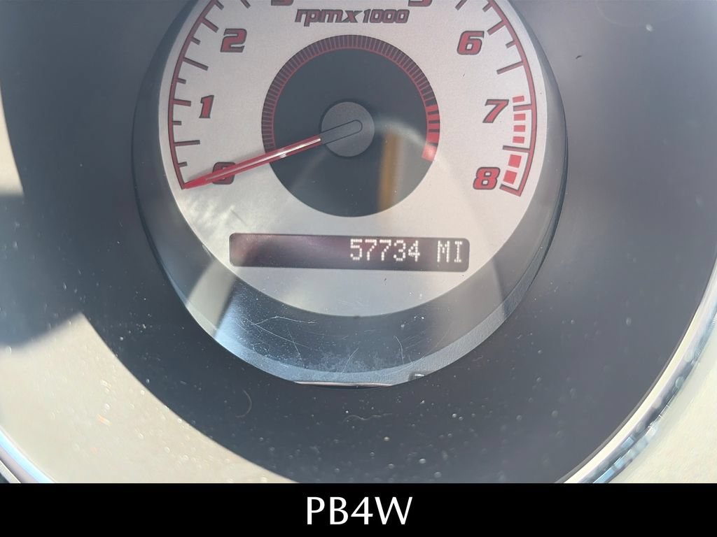 Used 2007 Pontiac Solstice Convertible w/ Premium Package RWD image 19