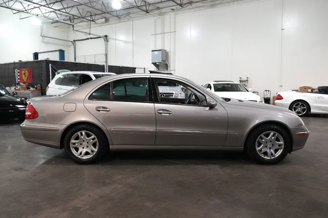 Used 2004 Mercedes-Benz E 320 Sedan image 5