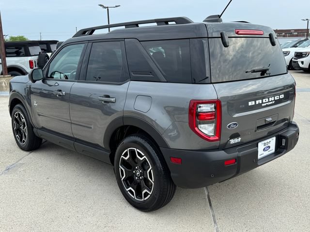 Used 2025 Ford Bronco Sport Outer Banks w/ Outer Banks Tech Package+ AWD/4WD image 7