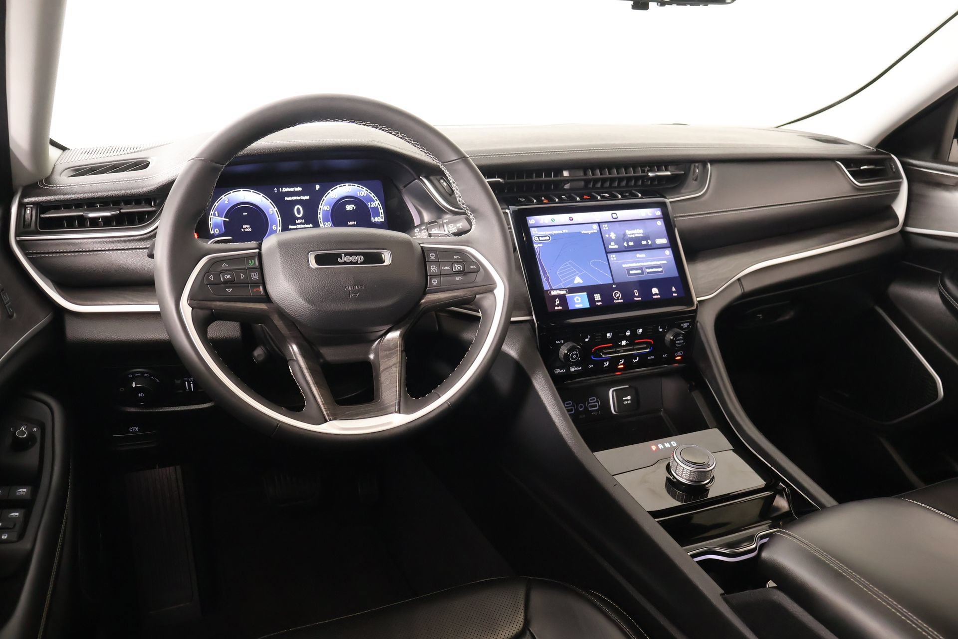 Used 2023 Jeep Grand Cherokee L Limited w/ Luxury Tech Group II RWD image 2