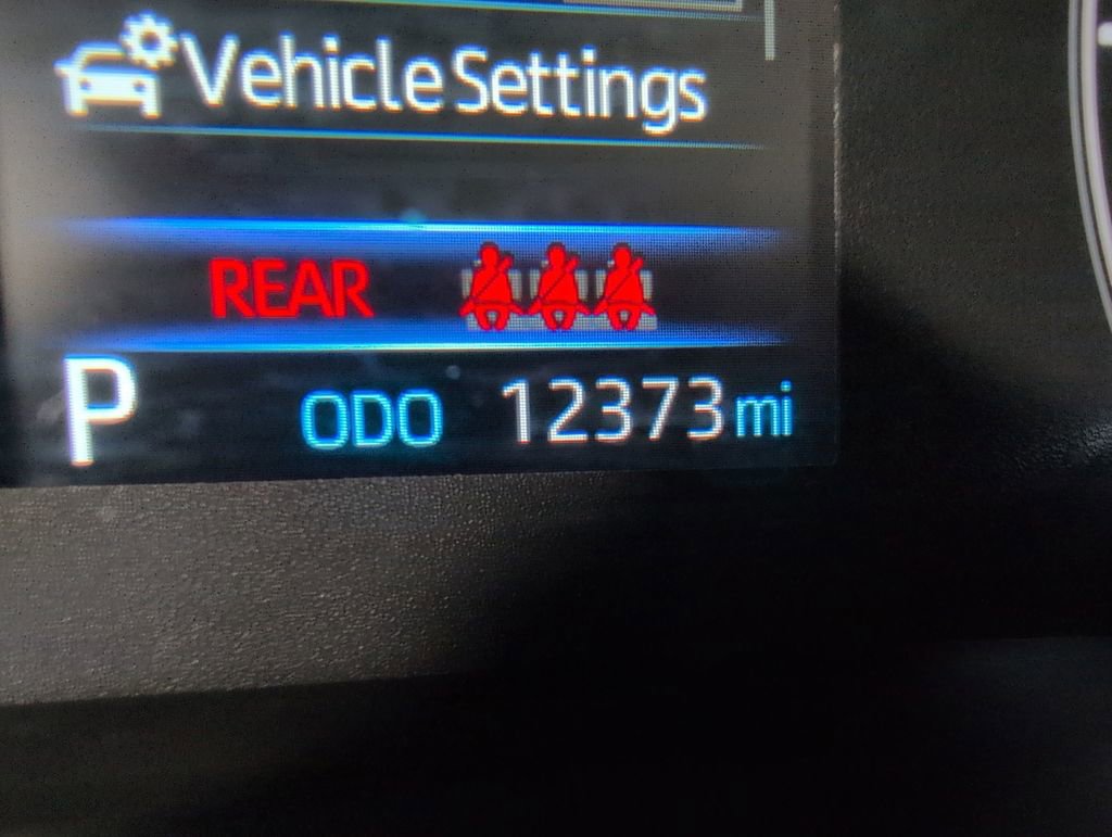 Used 2023 Toyota Corolla Cross L AWD/4WD image 16