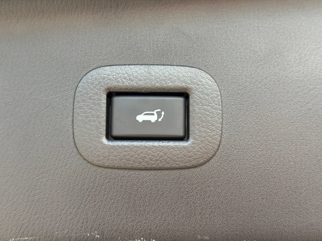 Used 2023 INFINITI QX80 Sensory w/ All-Season Package AWD/4WD image 44
