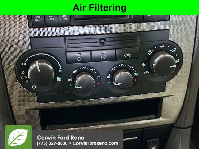 Used 2006 Chrysler 300 Touring w/ Luxury Group image 14