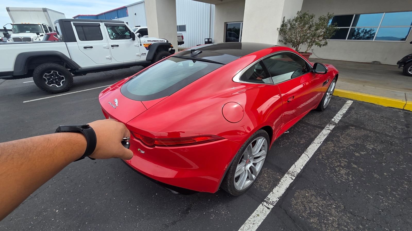 Used 2015 Jaguar F-TYPE S RWD image 6