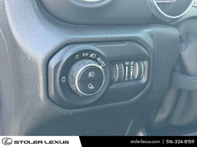 Used 2021 Jeep Gladiator Overland w/ Popular Equipment Package image 18