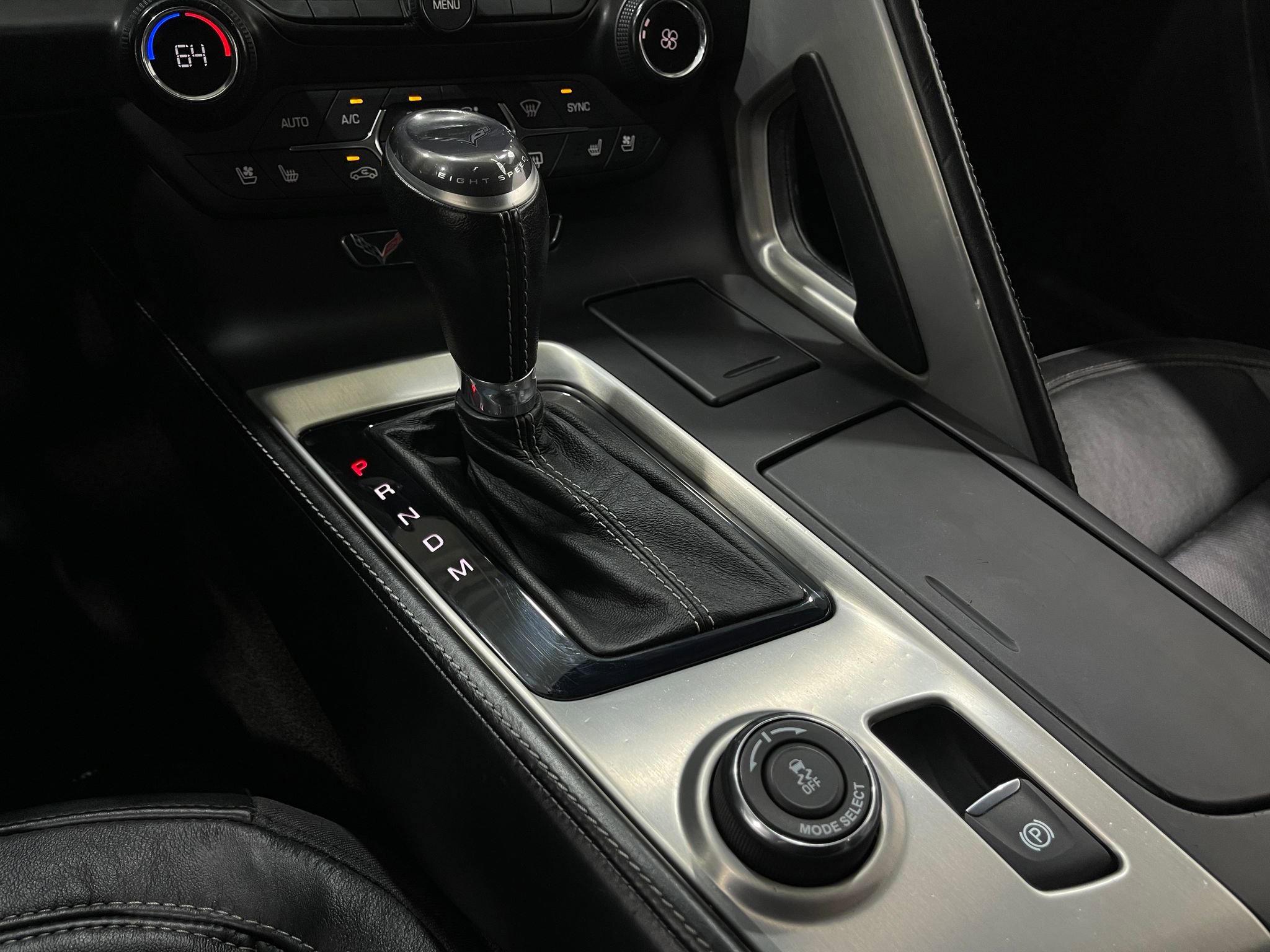 Used 2016 Chevrolet Corvette Stingray w/ 3LT Preferred Equipment Group image 28