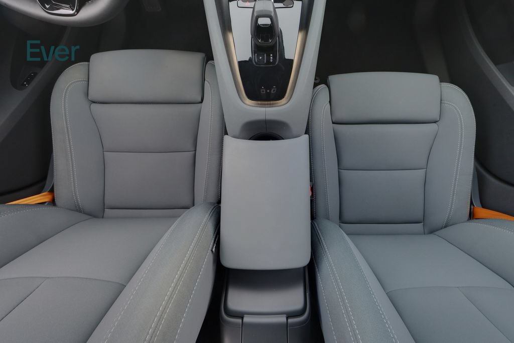 Used 2023 Polestar Polestar 2 w/ Pilot Pack AWD/4WD image 25