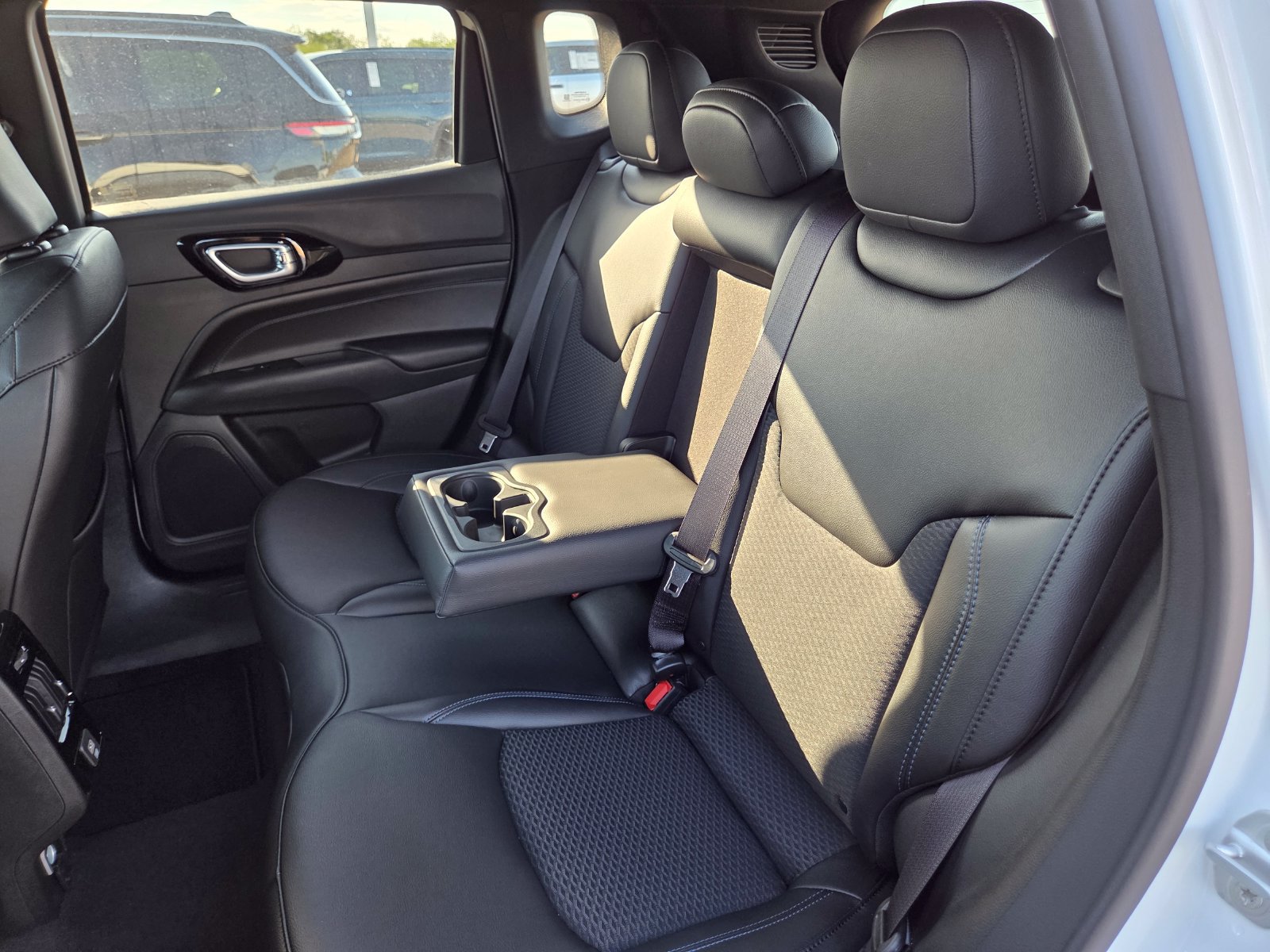 New 2026 Jeep Compass Latitude AWD/4WD image 23