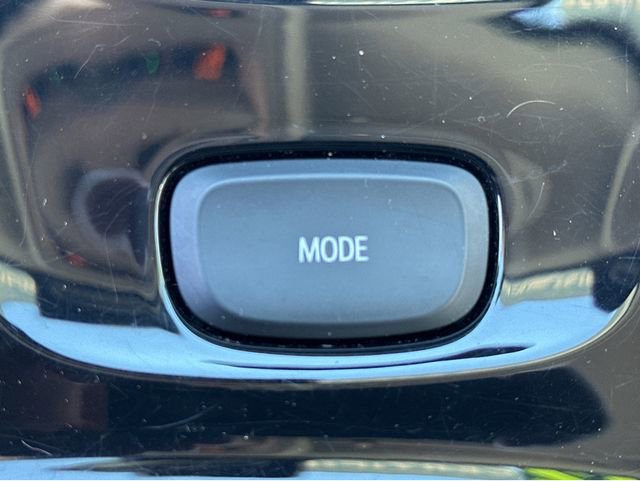 Certified 2022 Buick Envision Essence w/ Technology Package II image 28