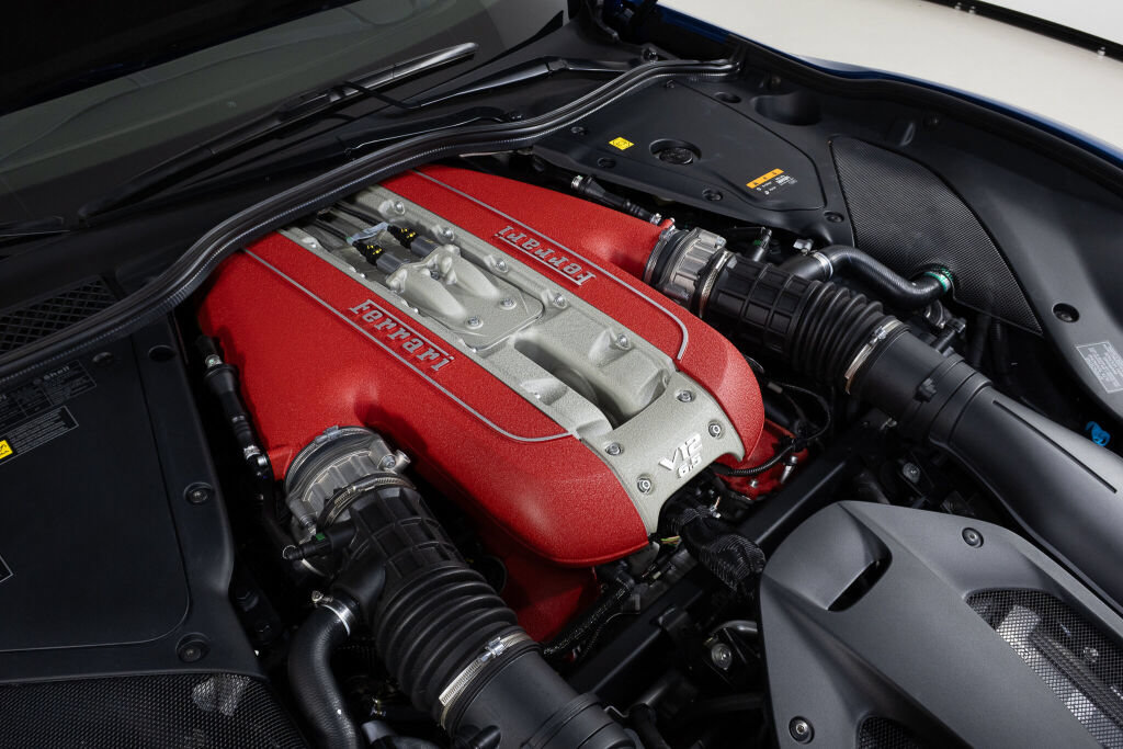 Used 2021 Ferrari 812 GTS RWD image 27