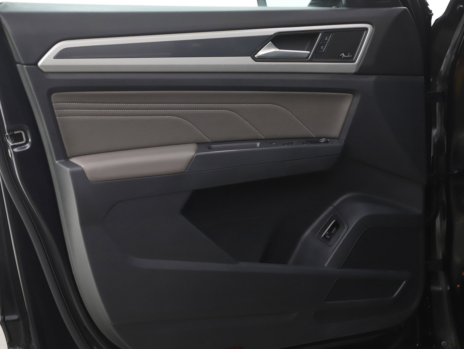 Used 2021 Volkswagen Atlas SEL Premium w/ MDO Package (Bench Seat) image 24