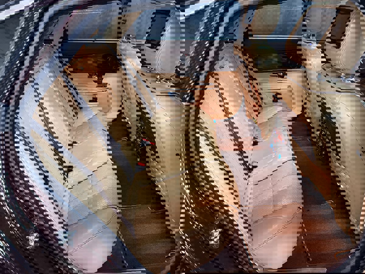 Used 2011 Jaguar XJ L image 20