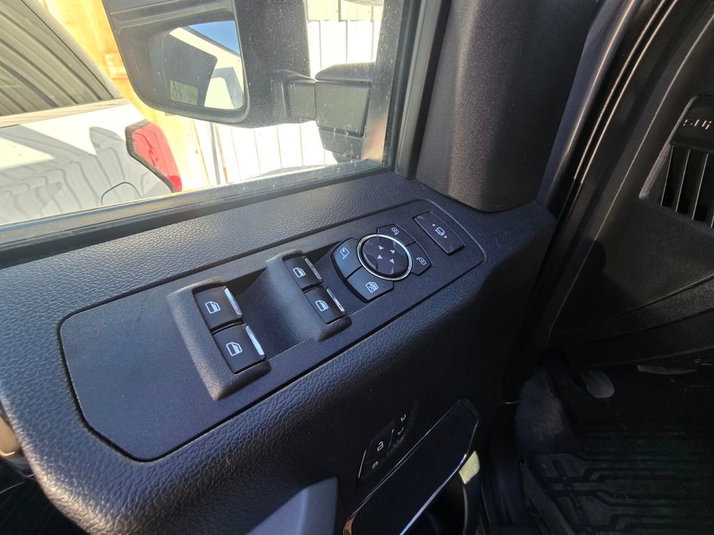 Used 2021 Ford F350 Platinum w/ FX4 Off-Road Package image 10