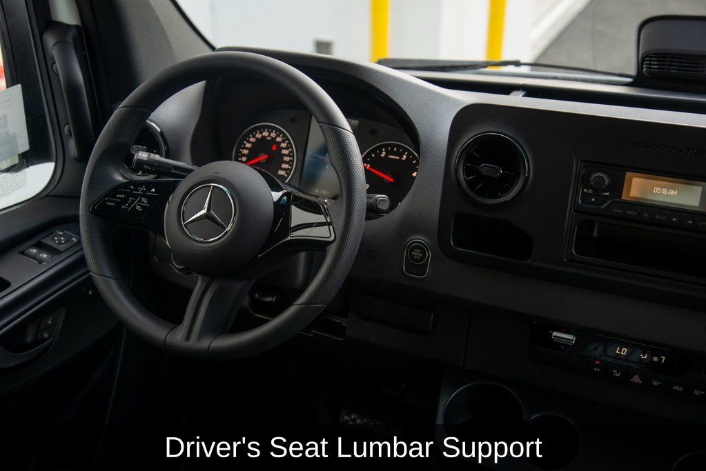 Used 2025 Mercedes-Benz Sprinter 144 Cargo image 22