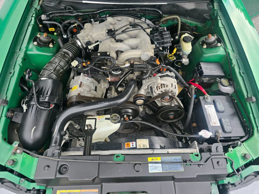 Used 2001 Ford Mustang Premium RWD image 23