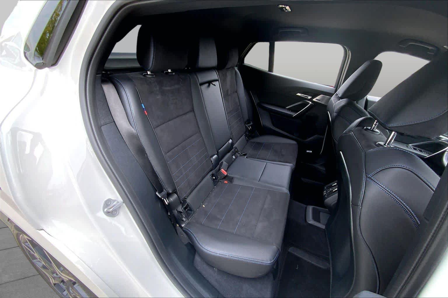 Used 2025 BMW X2 M35i AWD/4WD image 18