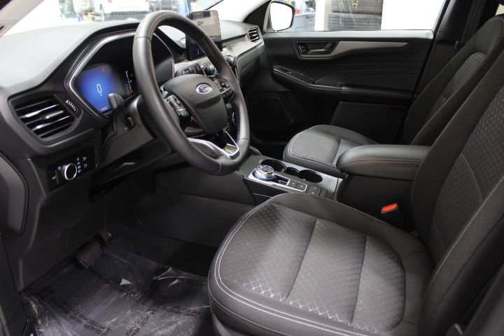 Used 2023 Ford Escape Active image 20