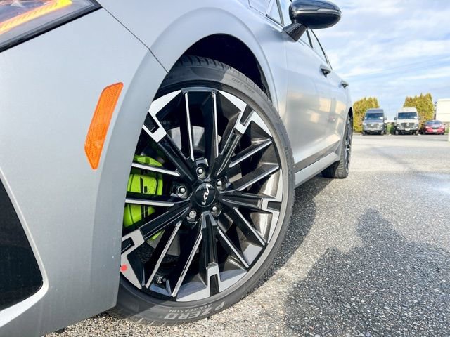 New 2026 Kia K5 GT FWD image 2