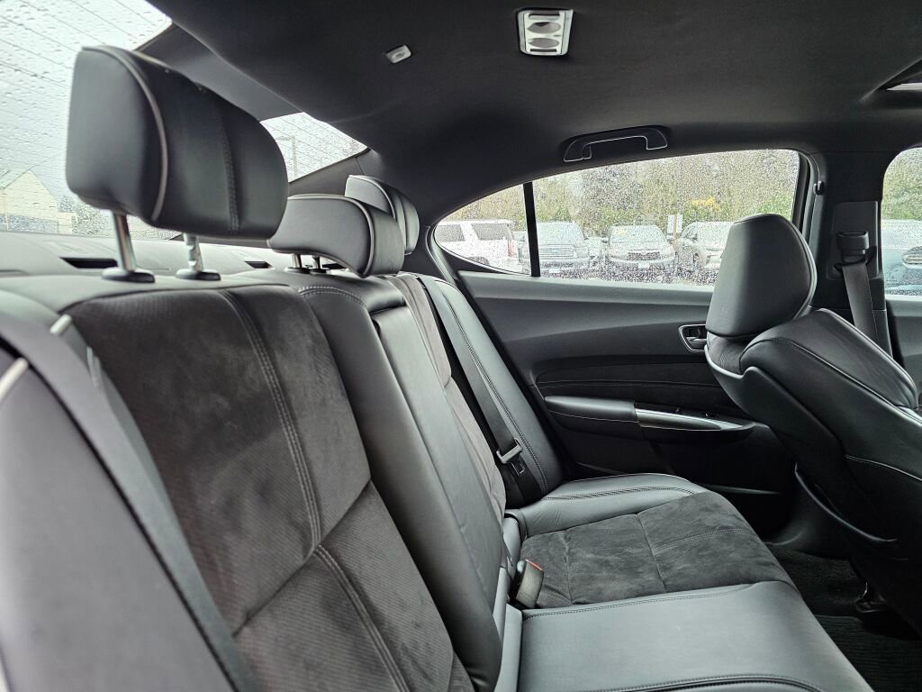 Used 2019 Acura TLX w/ Technology & A-SPEC Pkg image 14