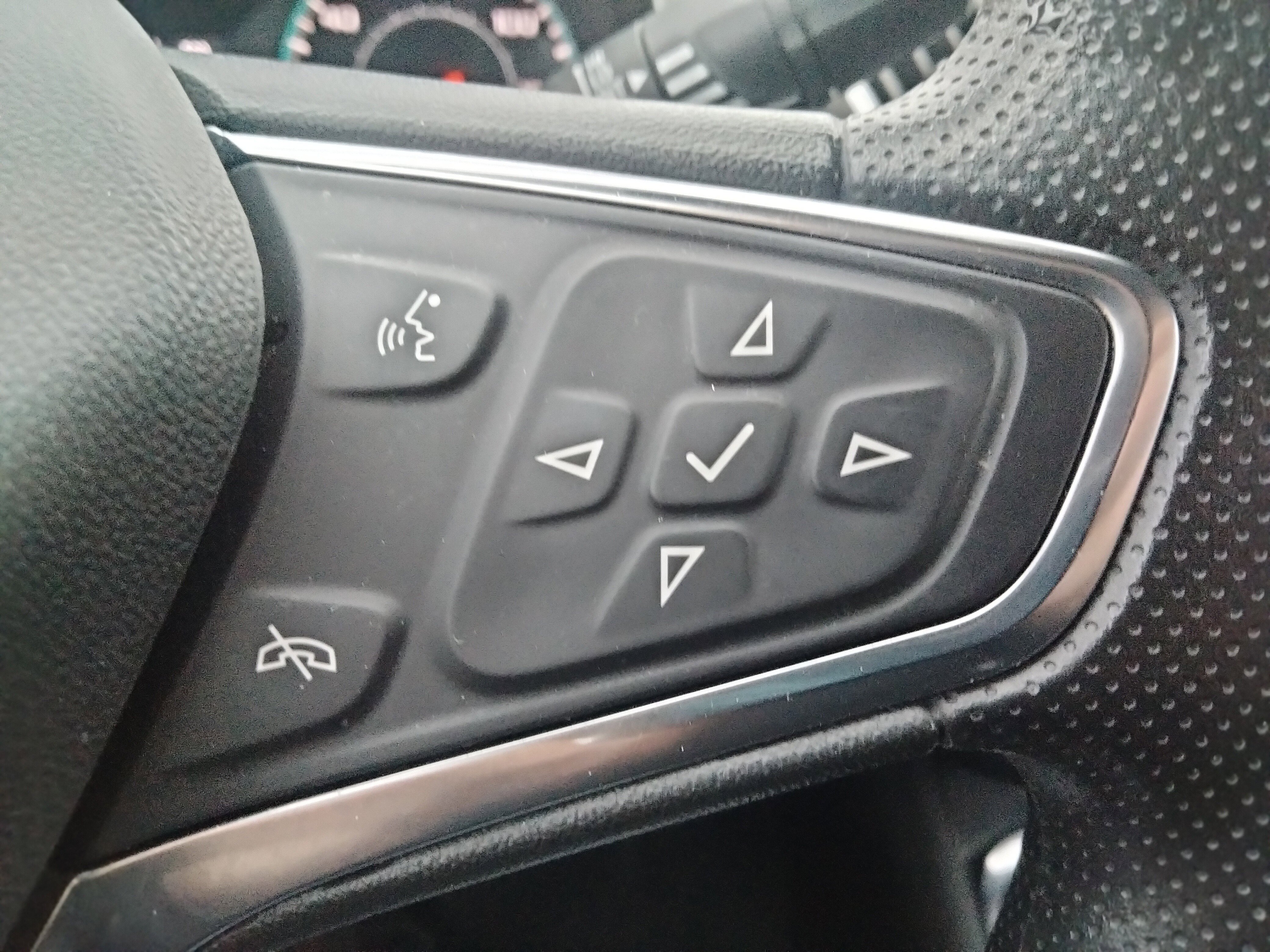 Used 2024 Chevrolet Malibu LT image 20