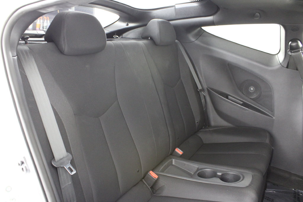 Used 2017 Hyundai Veloster Value Edition w/ Graphic Package (Lower Body) FWD image 19