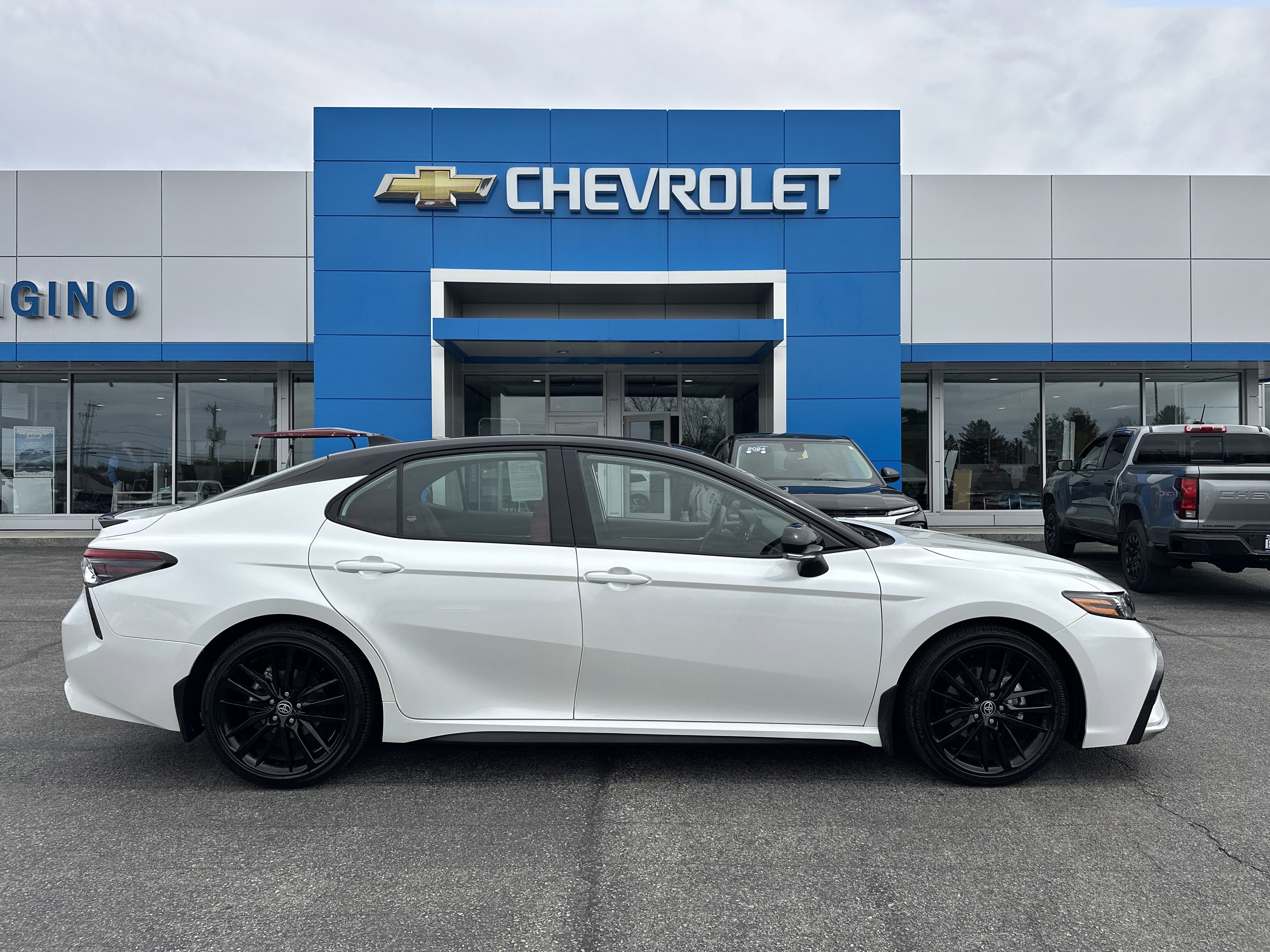 Used 2022 Toyota Camry XSE w/ Navigation Package AWD/4WD image 1