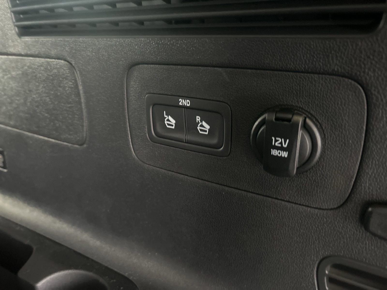 New 2026 Kia Sorento SX image 13