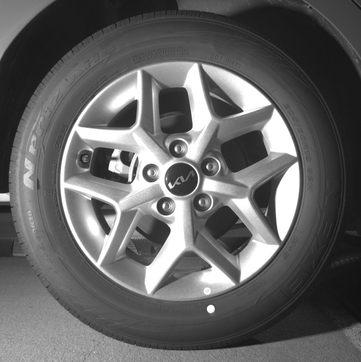 Used 2025 Kia Soul LX w/ LX Technology Package image 14