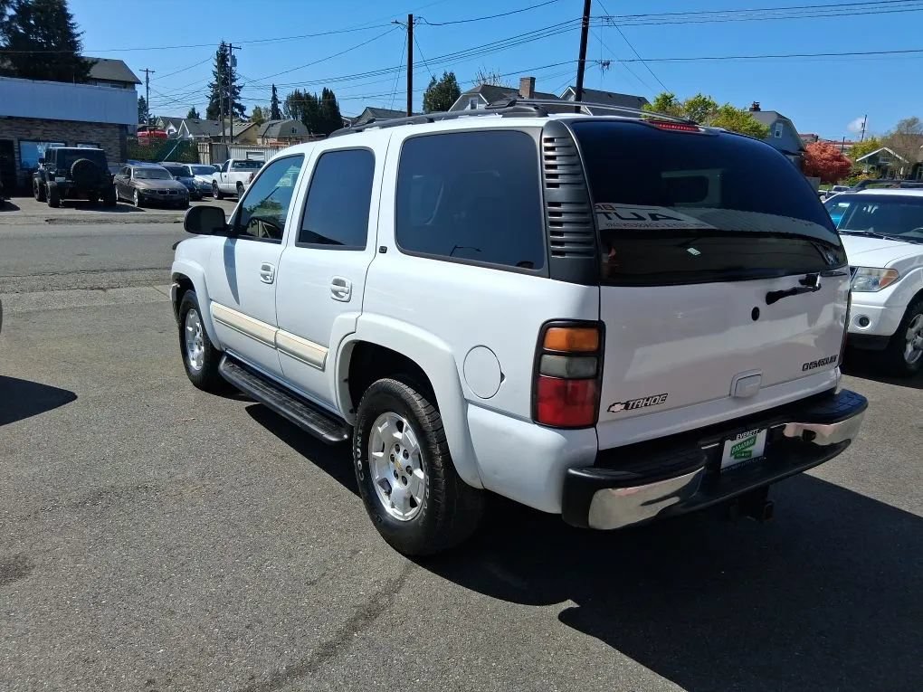 Used 2004 Chevrolet Tahoe LT w/ LT Preferred Equipment Group AWD/4WD image 7