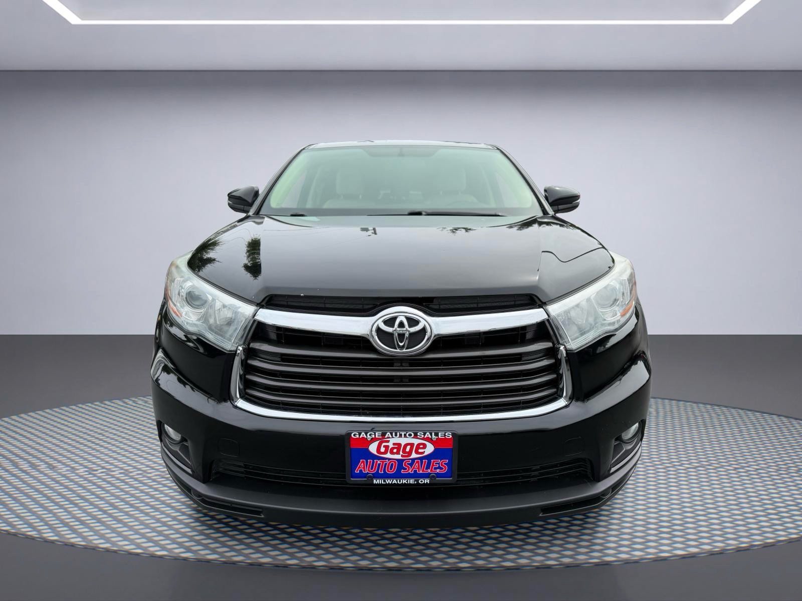 Used 2016 Toyota Highlander Plus AWD/4WD image 12