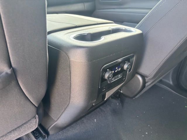 New 2026 Chevrolet Suburban LS image 23