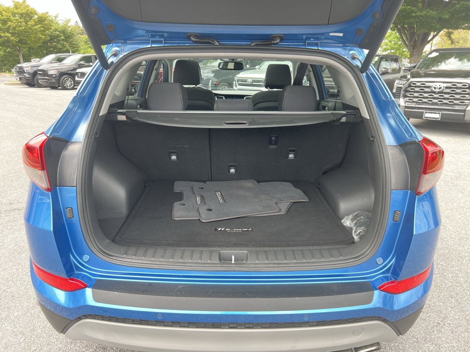Used 2018 Hyundai Tucson Value AWD/4WD image 25