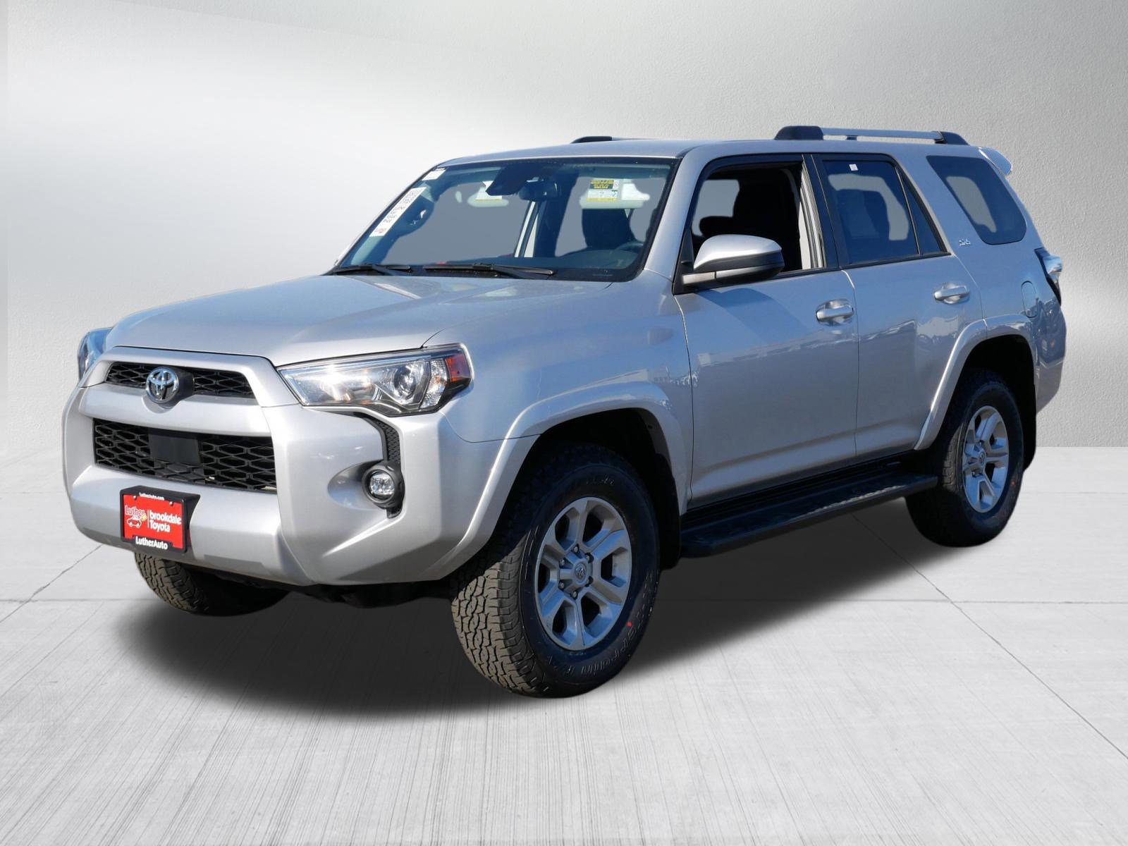 Certified 2024 Toyota 4Runner SR5 image 3