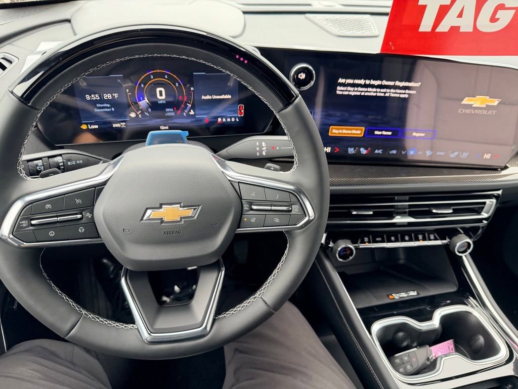 New 2026 Chevrolet Traverse High Country image 17