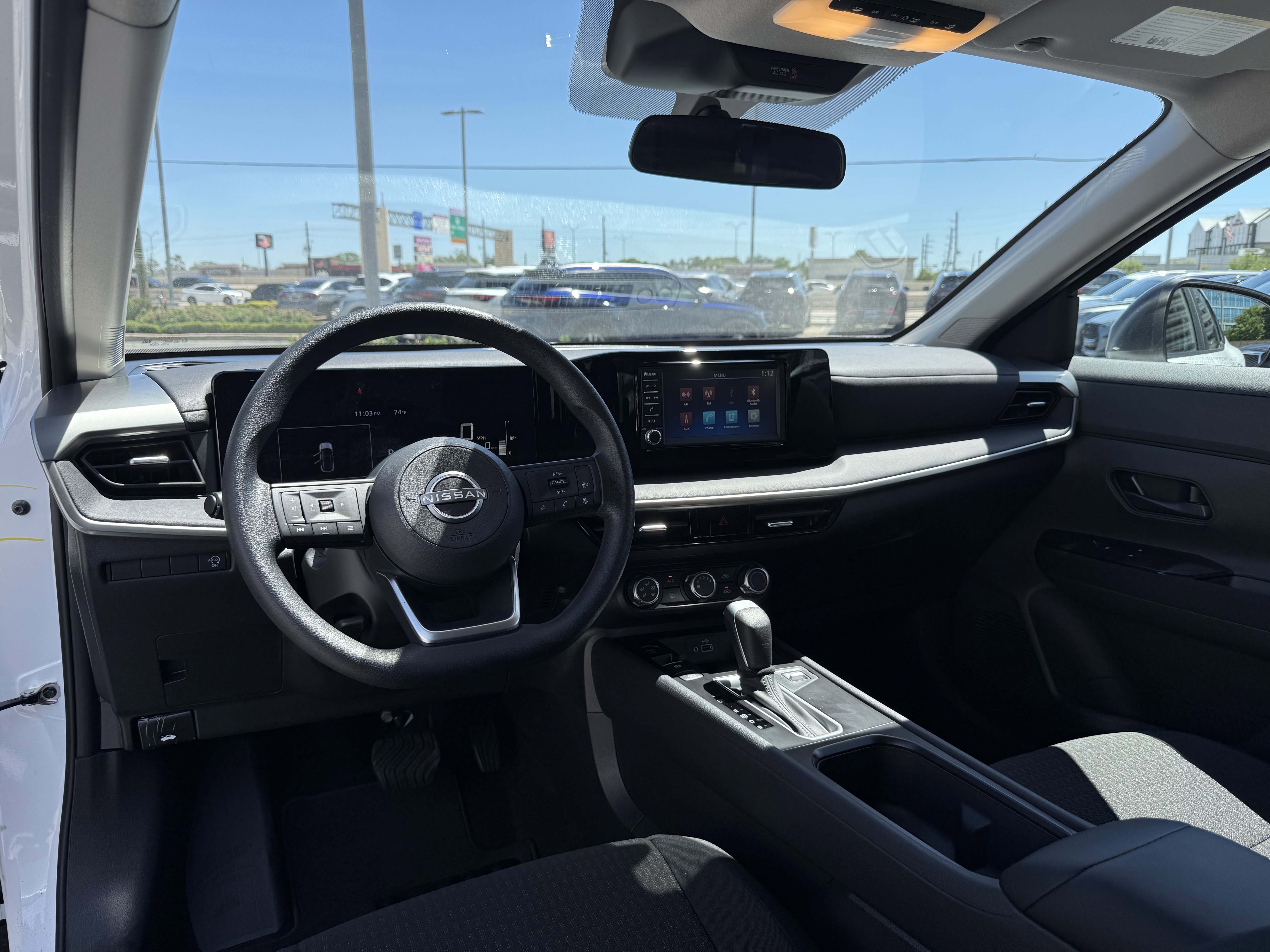 Used 2025 Nissan Kicks S image 12